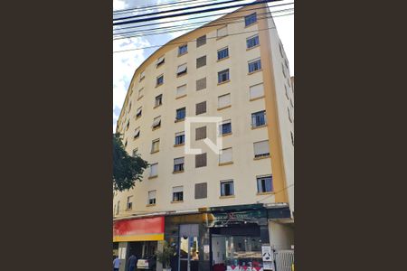 Apartamento para alugar com 64m², 2 quartos e 1 vaga Apartamento para alugar com 64m², 2 quartos e 1 vagaFachada