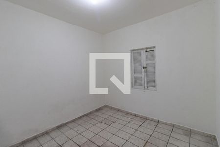 Quarto de casa para alugar com 1 quarto, 24m² em Vila Sabrina, São Paulo