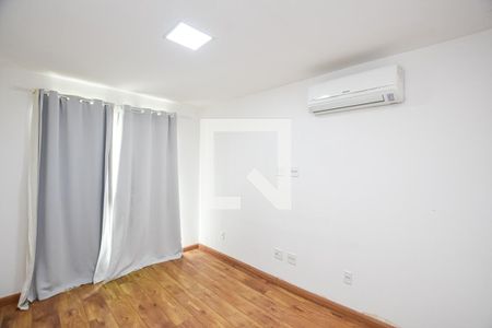 Quarto 1 de casa à venda com 4 quartos, 200m² em Vila Progresso, Niterói
