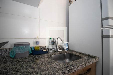 Apartamento à venda com 33m², 1 quarto e 1 vaga Apartamento à venda com 33m², 1 quarto e 1 vagaCozinha e Área de Serviço