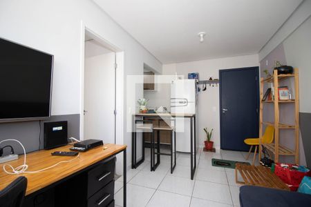 Apartamento à venda com 33m², 1 quarto e 1 vaga Apartamento à venda com 33m², 1 quarto e 1 vagaSala
