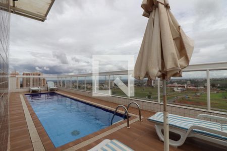 Apartamento à venda com 33m², 1 quarto e 1 vagaÁrea comum - Piscina