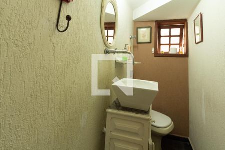 Lavabo de casa para alugar com 4 quartos, 250m² em Indianópolis, São Paulo