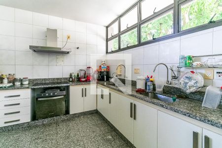 Casa à venda com 7272m², 5 quartos e 20 vagasCozinha