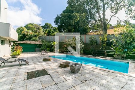 Casa à venda com 7272m², 5 quartos e 20 vagasPiscina