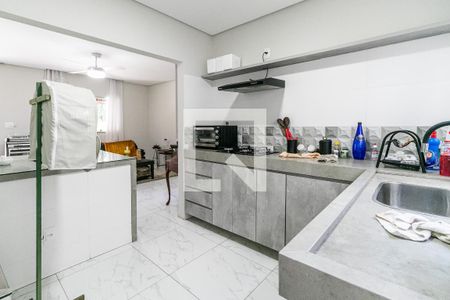 Casa à venda com 7272m², 5 quartos e 20 vagasCozinha - Casa 2