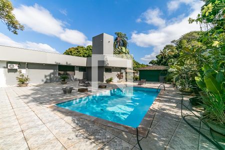 Casa à venda com 7272m², 5 quartos e 20 vagasPiscina