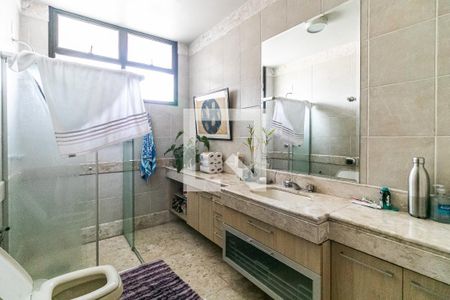 Casa à venda com 7272m², 5 quartos e 20 vagasBanheiro Social