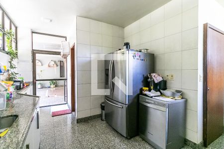 Casa à venda com 7272m², 5 quartos e 20 vagasCozinha