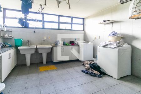 Casa à venda com 7272m², 5 quartos e 20 vagasÁrea de Serviço