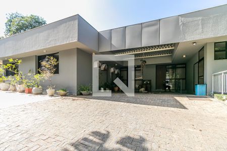 Casa à venda com 7272m², 5 quartos e 20 vagasÁrea Externa