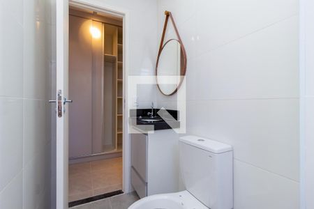 Banheiro de apartamento à venda com 1 quarto, 23m² em Vila Prudente, São Paulo