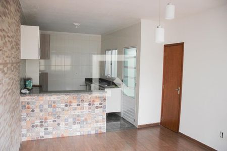 Sala de casa de condomínio à venda com 2 quartos, 130m² em Itaquera, São Paulo