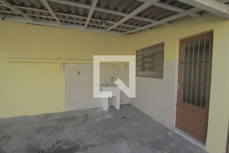 Casa à venda com 300m², 3 quartos e 6 vagasÁrea de Serviço