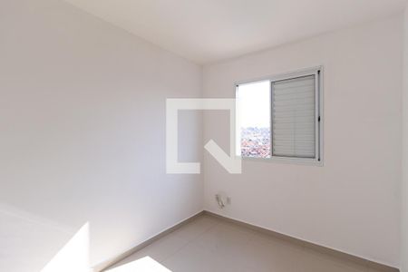 Quarto 2 de apartamento para alugar com 2 quartos, 48m² em Vila da Oportunidade, Carapicuíba