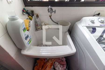 Apartamento à venda com 89m², 3 quartos e 1 vaga Apartamento à venda com 89m², 3 quartos e 1 vagaÁre de serviço