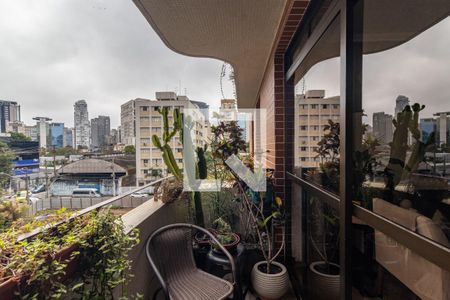 Apartamento à venda com 89m², 3 quartos e 1 vaga Apartamento à venda com 89m², 3 quartos e 1 vagaVaranda