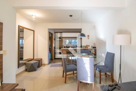 Sala de casa de condomínio à venda com 3 quartos, 88m² em Harmonia, Canoas