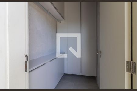 Casa de condomínio à venda com 1200m², 4 quartos e 3 vagasÁrea de Serviço - despensa