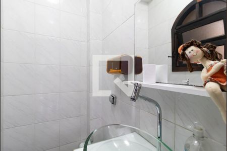 Casa à venda com 200m², 4 quartos e 4 vagasLavabo