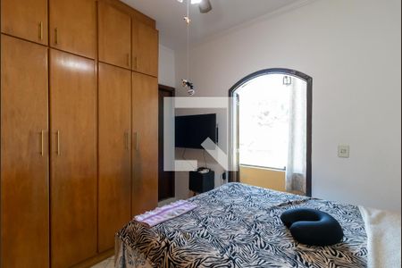 Casa à venda com 200m², 4 quartos e 4 vagasSuíte