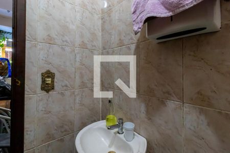 Casa à venda com 200m², 4 quartos e 4 vagasGaragem - Banheiro 5