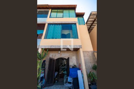 Fachada de casa à venda com 4 quartos, 200m² em Vila Dom Pedro Ii, São Paulo