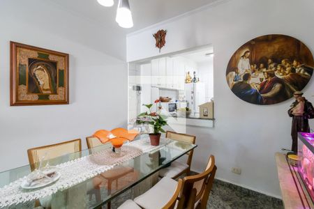 Casa à venda com 200m², 4 quartos e 4 vagasSala de Jantar