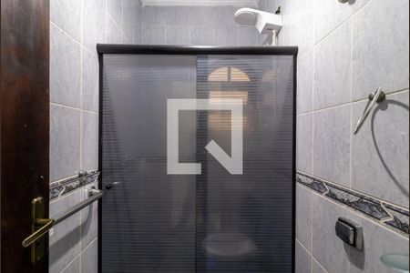 Casa à venda com 200m², 4 quartos e 4 vagasBanheiro 3