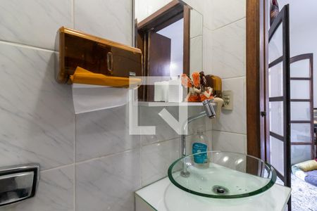 Casa à venda com 200m², 4 quartos e 4 vagasLavabo