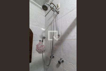 Casa à venda com 200m², 4 quartos e 4 vagasBanheiro da Suíte