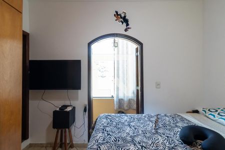 Casa à venda com 200m², 4 quartos e 4 vagasSuíte