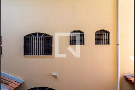 Casa à venda com 200m², 4 quartos e 4 vagasVista do Quarto 3