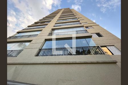 Apartamento à venda com 102m², 3 quartos e 2 vagasFachada