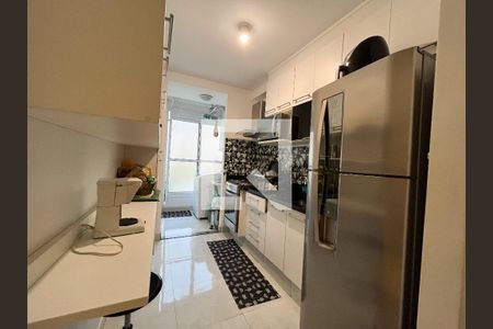 Apartamento à venda com 102m², 3 quartos e 2 vagasCozinha