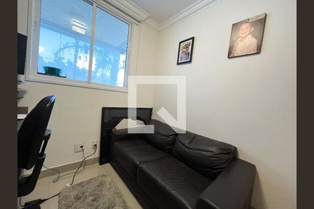 Apartamento à venda com 102m², 3 quartos e 2 vagasQuarto 3