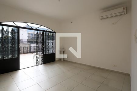 Casa para alugar com 200m², 5 quartos e sem vaga Casa para alugar com 200m², 5 quartos e sem vagaQuarto 3