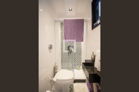 Apartamento à venda com 394m², 5 quartos e 4 vagasBanheiro de Serviço