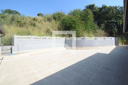 Casa para alugar com 600m², 4 quartos e 5 vagasQuintal - Garagem