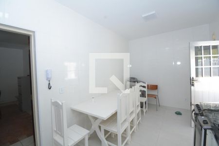 Casa para alugar com 600m², 4 quartos e 5 vagasCozinha