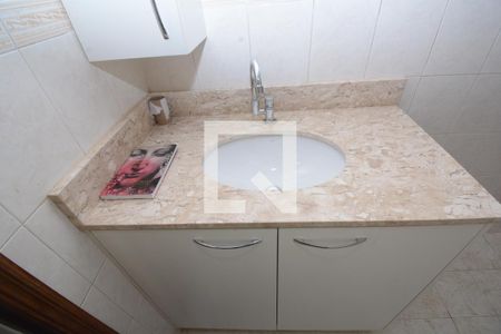 Casa para alugar com 600m², 4 quartos e 5 vagasBanheiro Social