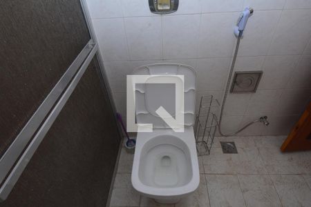 Casa para alugar com 600m², 4 quartos e 5 vagasBanheiro Social