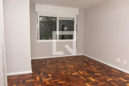 Sala de apartamento para alugar com 2 quartos, 58m² em Passo da Areia, Porto Alegre