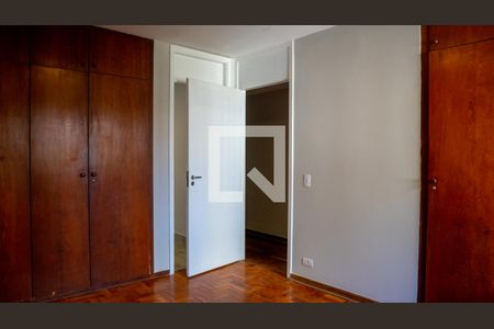 Quarto 1 de apartamento para alugar com 5 quartos, 185m² em Santa Efigênia, São Paulo