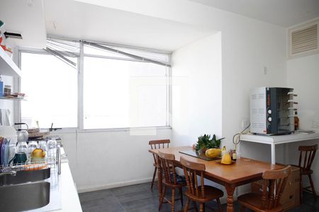 Apartamento à venda com 148m², 4 quartos e sem vagaCozinha