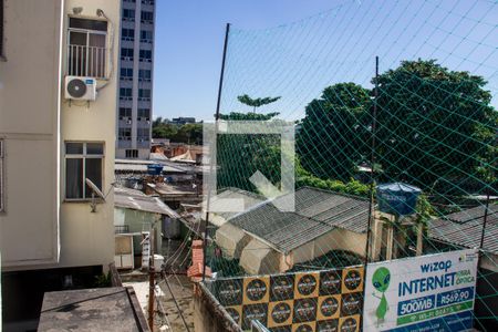 Apartamento para alugar com 73m², 2 quartos e sem vagaQuarto 02 - Janela