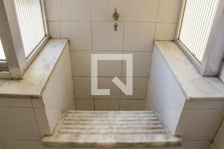 Apartamento para alugar com 73m², 2 quartos e sem vagaÁrea de Serviço