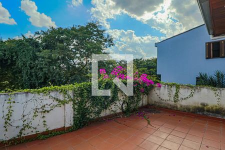 Casa para alugar com 500m², 4 quartos e 2 vagasSuite - Varanda