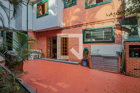 Casa para alugar com 500m², 4 quartos e 2 vagasQuintal