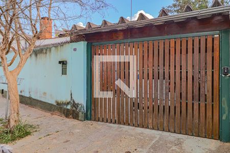 Casa para alugar com 500m², 4 quartos e 2 vagasFachada